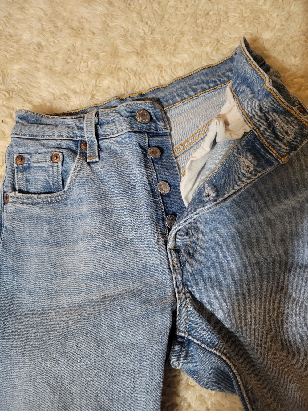 Levi's 501 Straight Leg Jeans | Size 23 | Inseam 24" - Picture 4 of 16